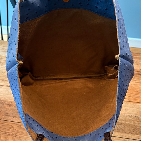 Blue Tote With Matching Pouch - Picture 6 of 11